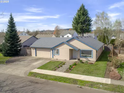 2341 NW Shadden Dr, Mcminnville, OR 97128