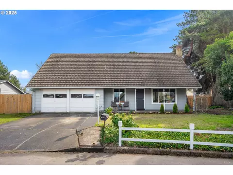2090 SW 195th Ave, Aloha, OR 97003