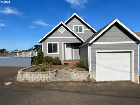 1333 NE Keel Ave, Lincoln City, OR 97367