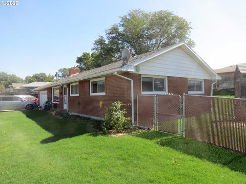 3140 SW Hailey Ave, Pendleton, OR 97801 photo 1