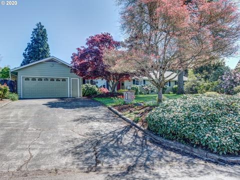 467 Roan Dr, Eugene, OR 97401 photo 1