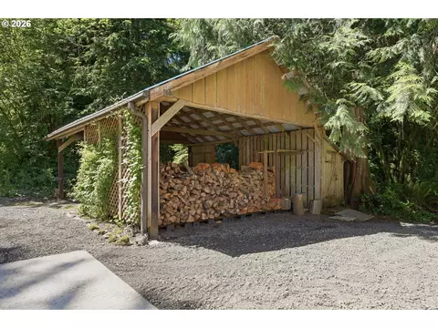 Exterior - 50136 SE Weber Rd, Sandy, OR 97055 photo 16 of 20