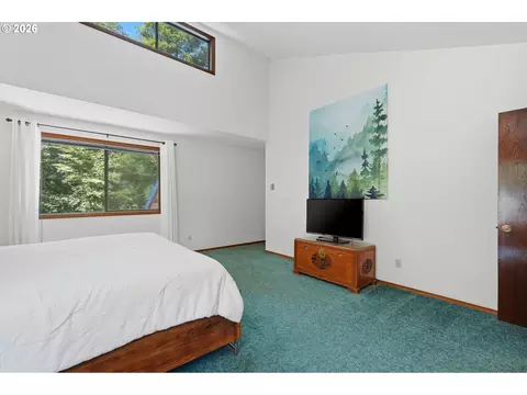 Bedroom - 50136 SE Weber Rd, Sandy, OR 97055 photo 2 of 3