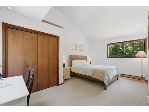 Bedroom - 50136 SE Weber Rd, Sandy, OR 97055 photo 3 of 3