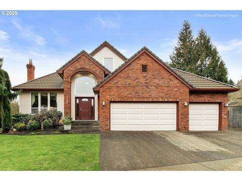 11301 SE Highland Loop, Clackamas, OR 97015 photo 1