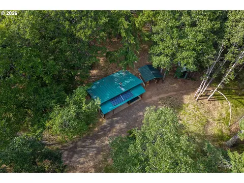 Exterior - 24 Meadows Loop, Lyle, WA 98635 photo 3 of 11