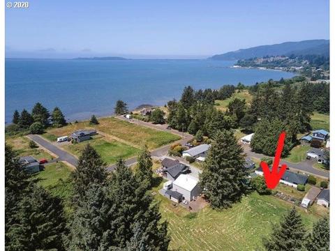 Clam St, Bay City, OR 97107