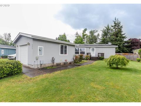4573 Ivy St, Springfield, OR 97478 photo 1