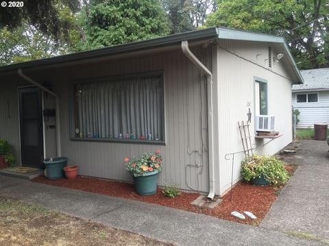 380 E Gloucester St, Gladstone, OR 97027 photo 1