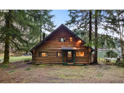 71836 Northshore Dr, Birkenfeld, OR 97016