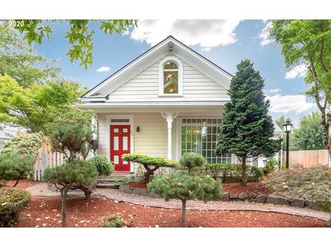 2257 Harris St, Eugene, OR 97405 photo 1