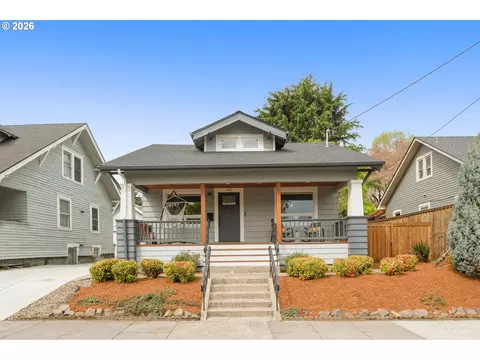 3645 SE Center St, Portland, OR 97202