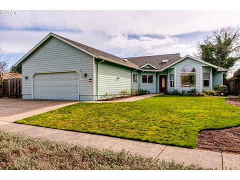 3532 Greenwood St, Eugene, OR 97404 photo 1