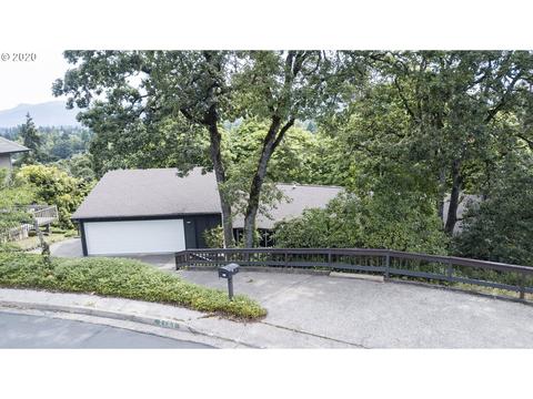 2181 Stone Crest Dr, Eugene, OR 97401 photo 1