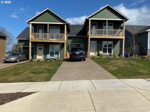1106 Emmett Loop, Silverton, OR 97381 photo 1