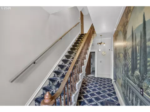 Entry Way - Undisclosed, Rainier, OR 97048 photo 3 of 4