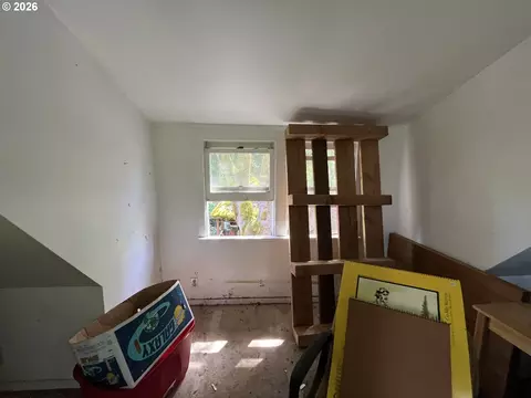 Bedroom - 22315 S Endive Rd, Estacada, OR 97023 photo 1 of 1