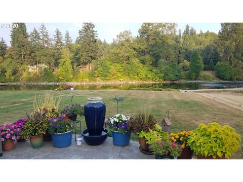 595 Edgewater Rd, Gladstone, OR 97027 photo 1