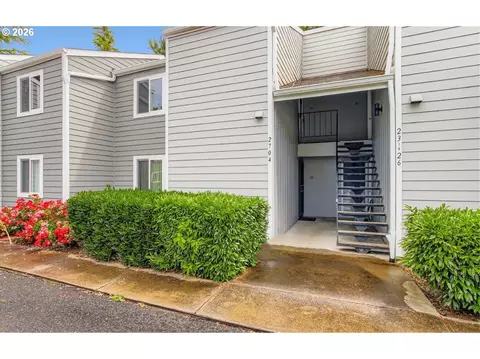 2704 SE 138th Ave #23, Portland, OR 97236