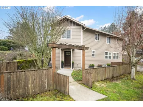 6605 SW Capitol Hwy, Portland, OR 97239