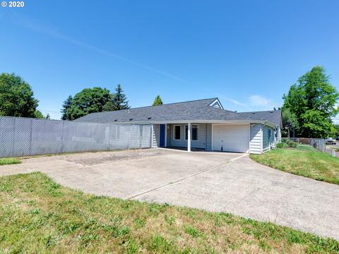 426 S 37th Pl, Springfield, OR 97478 photo 1