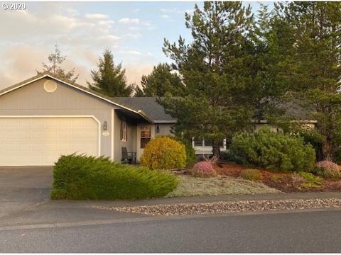 1410 Willow Loop, Florence, OR 97439 photo 1