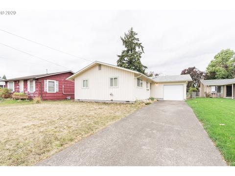 1960 E St, Springfield, OR 97477 photo 1