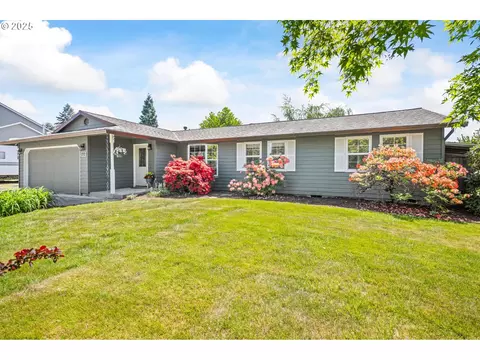 424 NW Darnielle St, Hillsboro, OR 97124