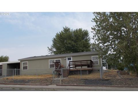2816 SW Goodwin Ave, Pendleton, OR 97801 photo 1