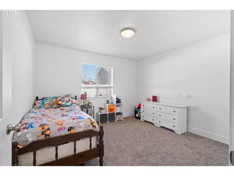 Bedroom - 306 Sage St, Boardman, OR 97818 photo 4 of 4