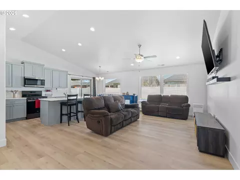 Other - 306 Sage St, Boardman, OR 97818 photo 1 of 7