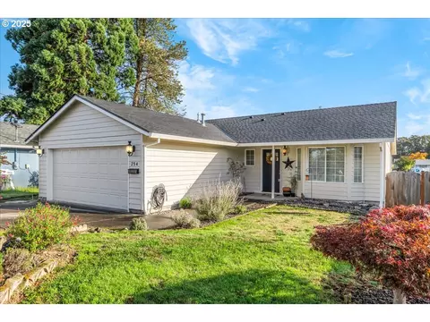 254 S 15th St, Saint Helens, OR 97051