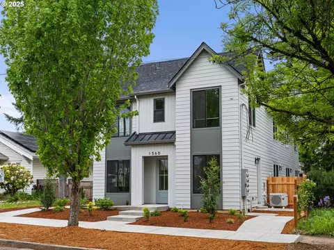 1560 NE 52nd Ave #1, Portland, OR 97213