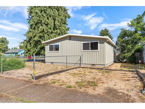 Exterior - 509 14th St, Springfield, OR 97477 photo 3 of 3