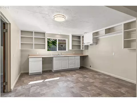 Other - 509 14th St, Springfield, OR 97477 photo 3 of 6
