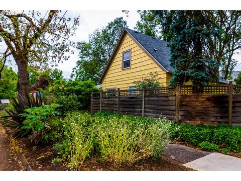 409 Clark St, Eugene, OR 97401 photo 1