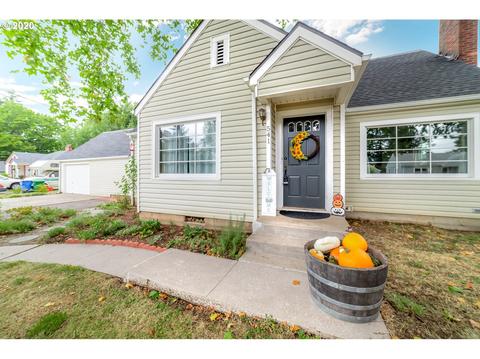 541 Knoop Ln, Eugene, OR 97404 photo 1