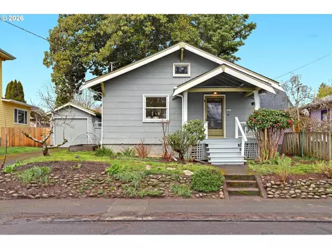 4531 SE Lincoln St, Portland, OR 97215