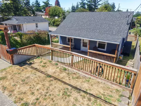 366 N Wasson St, Coos Bay, OR 97420
