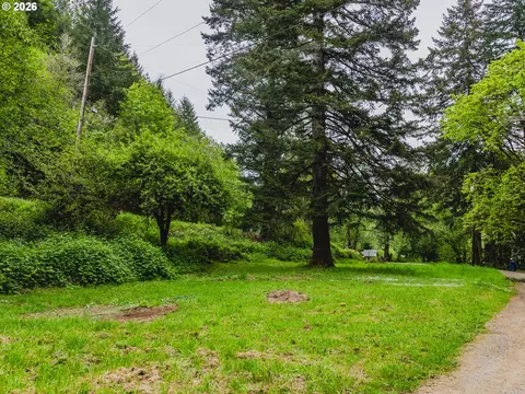 01100 N New Bridge Rd, Otis, OR 97368