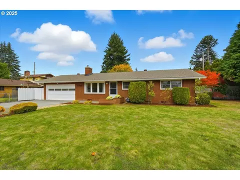 9212 NE 7th St, Vancouver, WA 98664