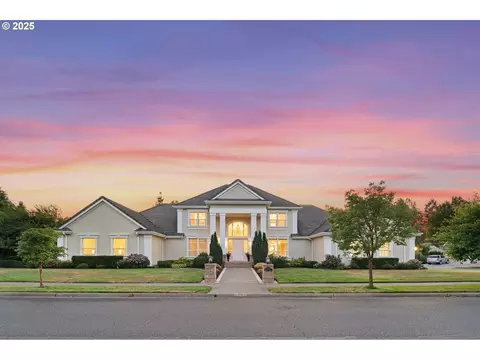 3848 Meadow View Dr, Eugene, OR 97408