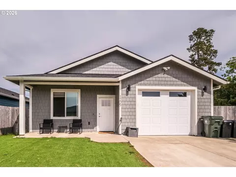 1205 Crocker St, Coos Bay, OR 97420
