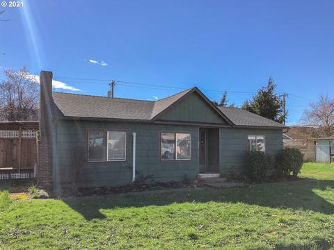 220 E First Ave, Sutherlin, OR 97479 photo 1