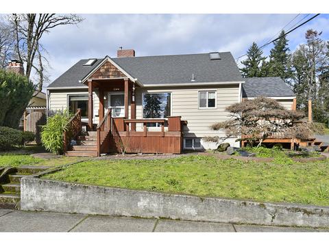 200 W Gloucester St, Gladstone, OR 97027 photo 1