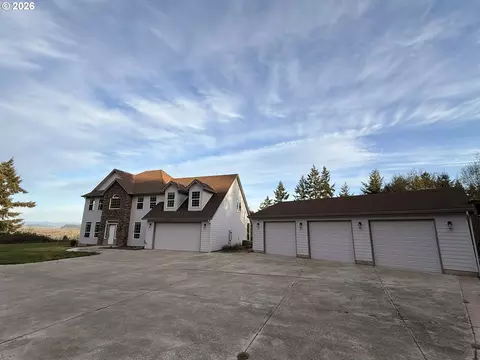 Exterior - 310 Cedar Hills Rd, Longview, WA 98632 photo 1 of 3