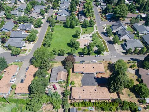 Undisclosed, Eugene, OR 97404 photo 1