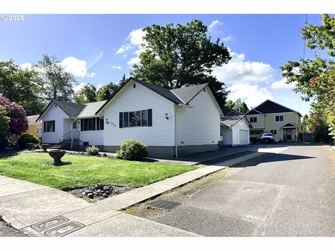 1020 SE 9th St, Gresham, OR 97080