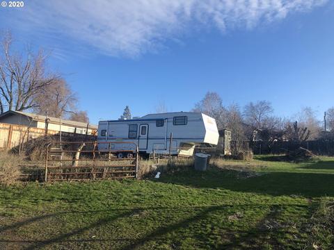 804 SW 14th St, Pendleton, OR 97801 photo 1