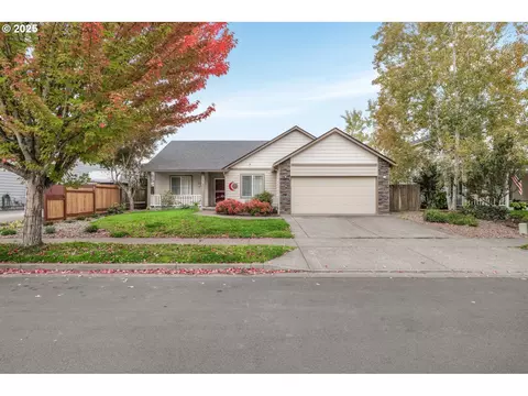 1930 Salmon Run SW, Albany, OR 97321
